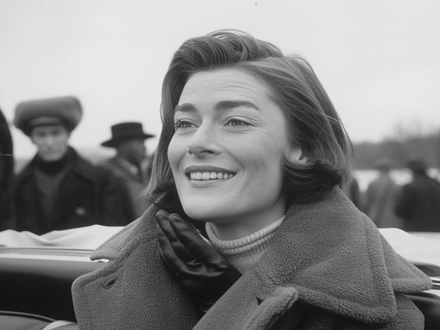 Unieke Erfenis van Franse Actrice Anouk Aimée (1932-2024): Meer dan een Betoverende Verschijning